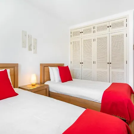 Vilamoura Oasis Family Duplex Apartment *
