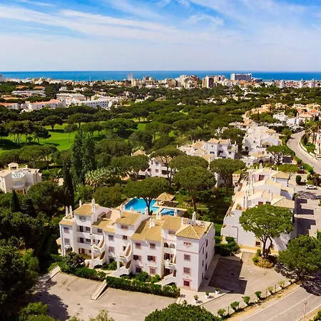 Vilamoura Oasis Family Duplex Apartment